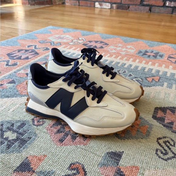 New Balance 327 FIGS - Picture 3 of 8